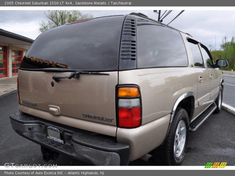 Sandstone Metallic / Tan/Neutral 2005 Chevrolet Suburban 1500 LT 4x4