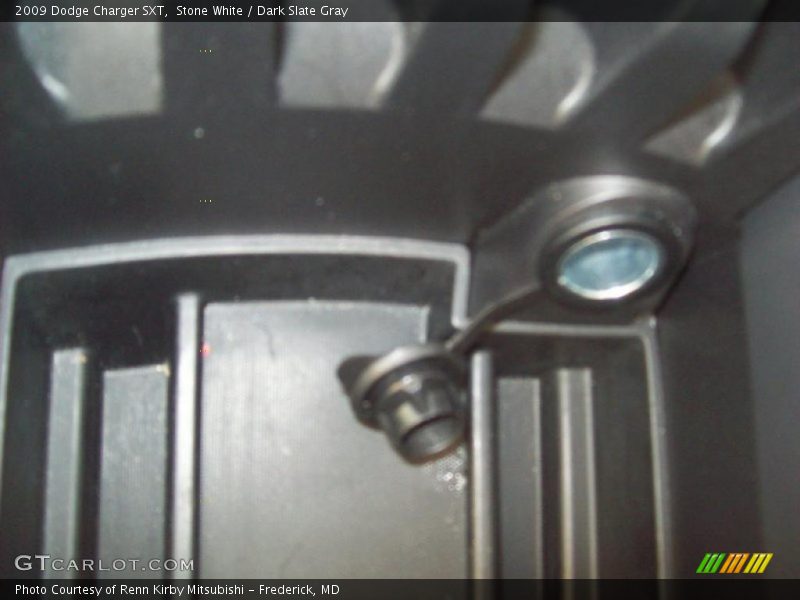 Stone White / Dark Slate Gray 2009 Dodge Charger SXT