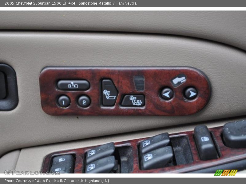 Sandstone Metallic / Tan/Neutral 2005 Chevrolet Suburban 1500 LT 4x4
