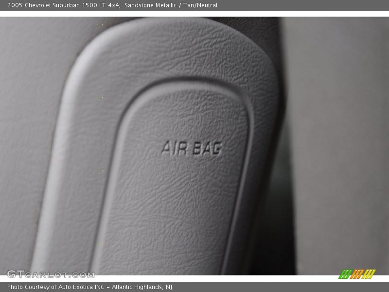 Sandstone Metallic / Tan/Neutral 2005 Chevrolet Suburban 1500 LT 4x4