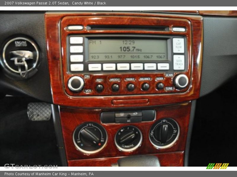 Candy White / Black 2007 Volkswagen Passat 2.0T Sedan