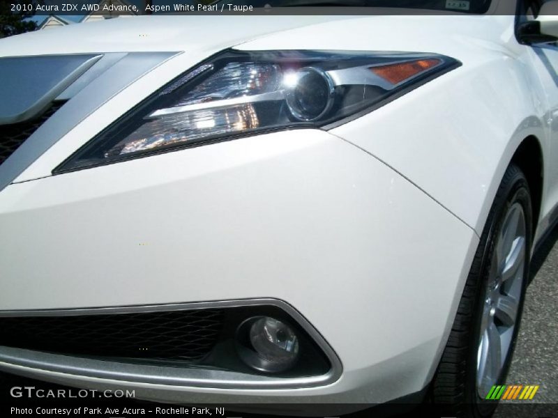 Aspen White Pearl / Taupe 2010 Acura ZDX AWD Advance