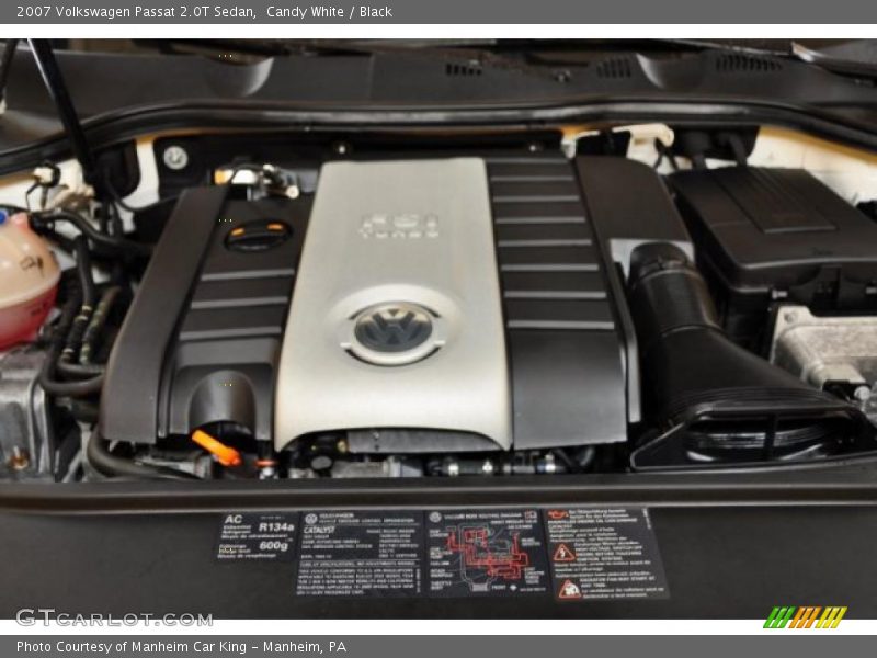 Candy White / Black 2007 Volkswagen Passat 2.0T Sedan