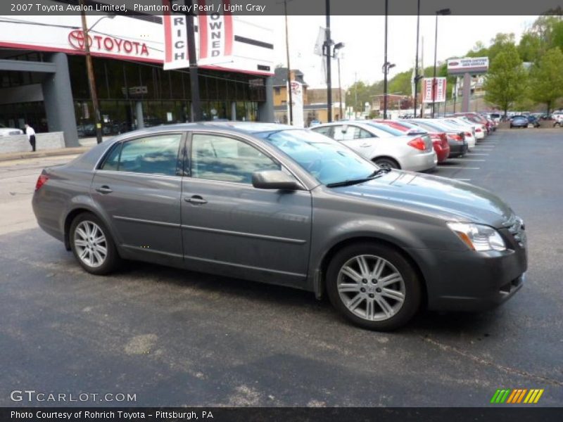 Phantom Gray Pearl / Light Gray 2007 Toyota Avalon Limited