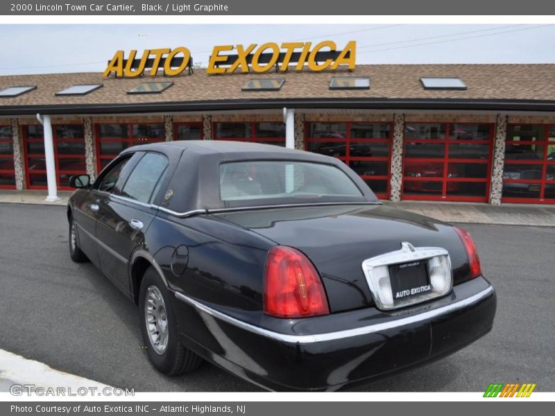 Black / Light Graphite 2000 Lincoln Town Car Cartier