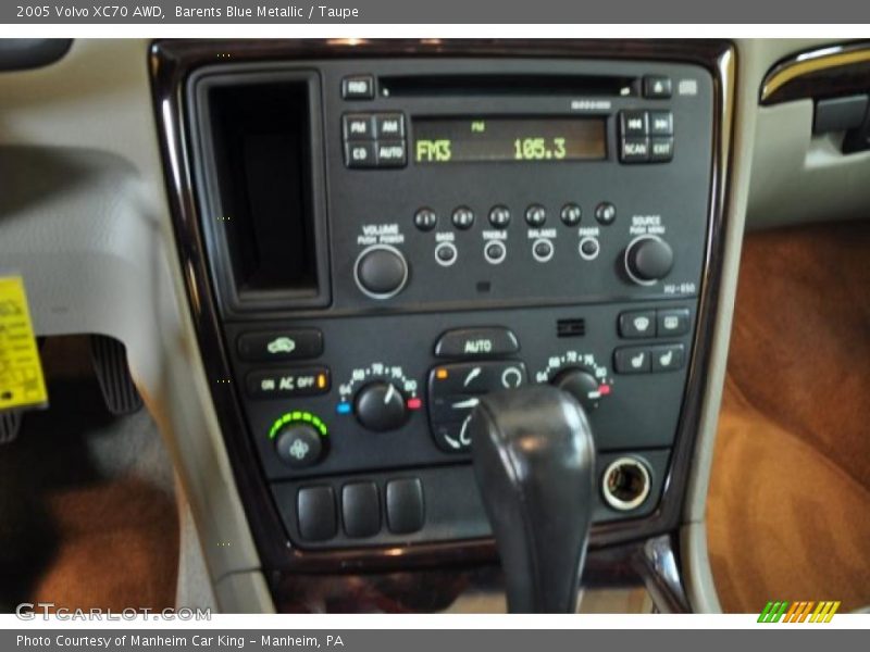 Barents Blue Metallic / Taupe 2005 Volvo XC70 AWD