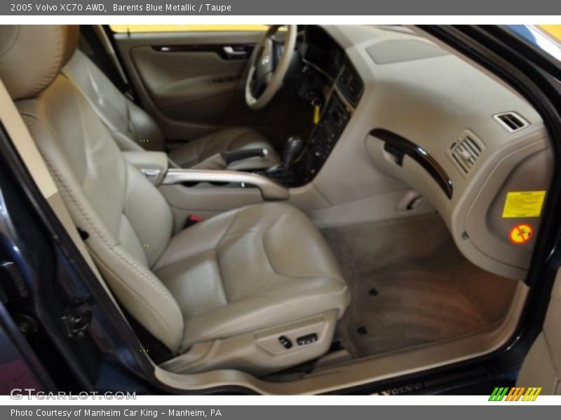 Barents Blue Metallic / Taupe 2005 Volvo XC70 AWD