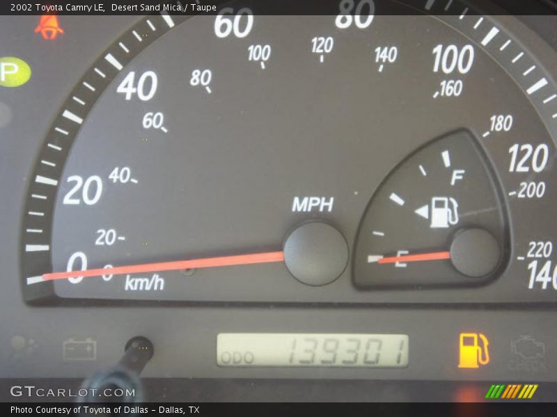 Desert Sand Mica / Taupe 2002 Toyota Camry LE