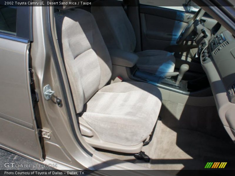 Desert Sand Mica / Taupe 2002 Toyota Camry LE