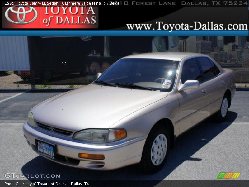 Cashmere Beige Metallic / Beige 1995 Toyota Camry LE Sedan