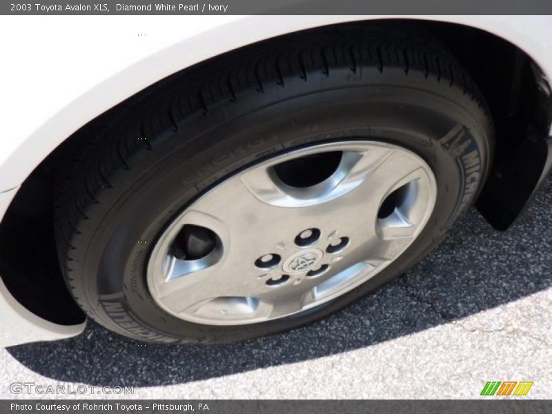 Diamond White Pearl / Ivory 2003 Toyota Avalon XLS