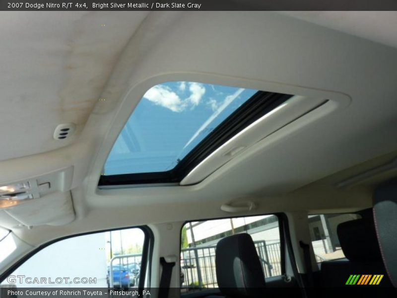 Bright Silver Metallic / Dark Slate Gray 2007 Dodge Nitro R/T 4x4