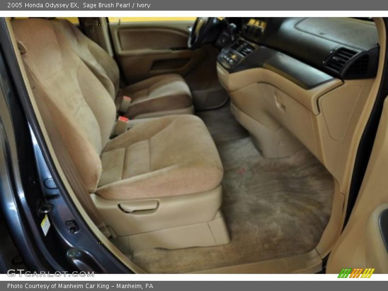 Sage Brush Pearl / Ivory 2005 Honda Odyssey EX