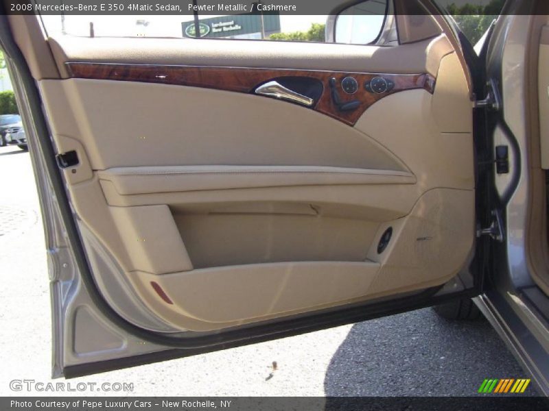 Door Panel of 2008 E 350 4Matic Sedan