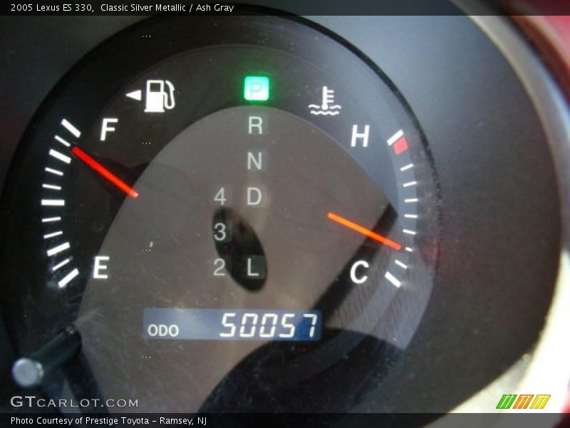 Classic Silver Metallic / Ash Gray 2005 Lexus ES 330