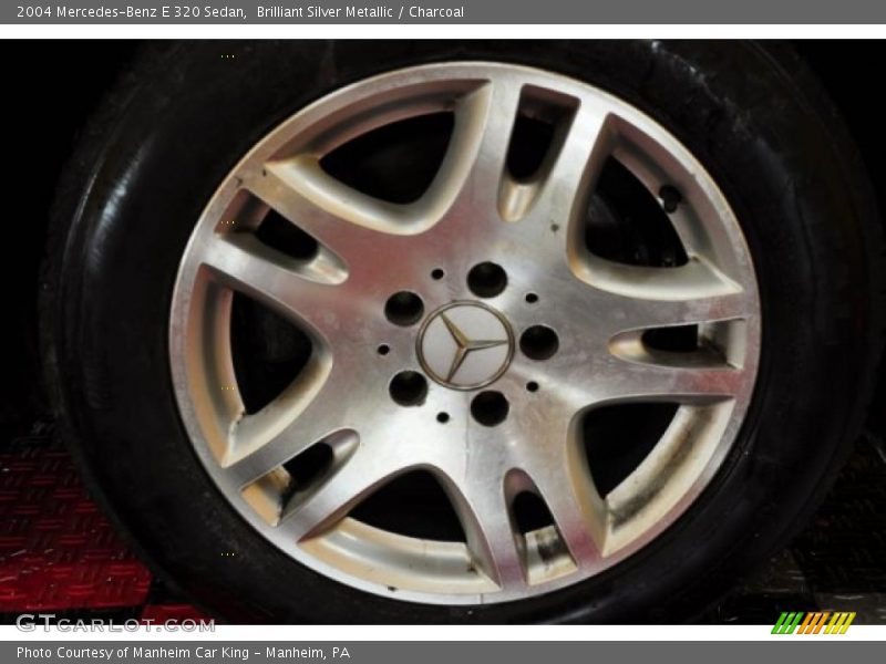 Brilliant Silver Metallic / Charcoal 2004 Mercedes-Benz E 320 Sedan