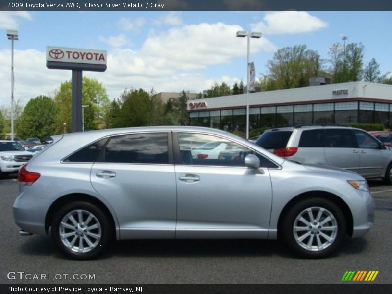 Classic Silver Metallic / Gray 2009 Toyota Venza AWD