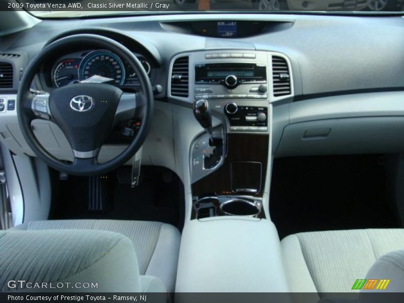 Classic Silver Metallic / Gray 2009 Toyota Venza AWD