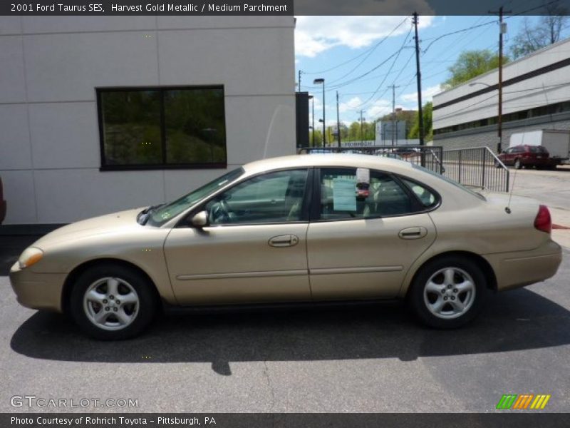 Harvest Gold Metallic / Medium Parchment 2001 Ford Taurus SES