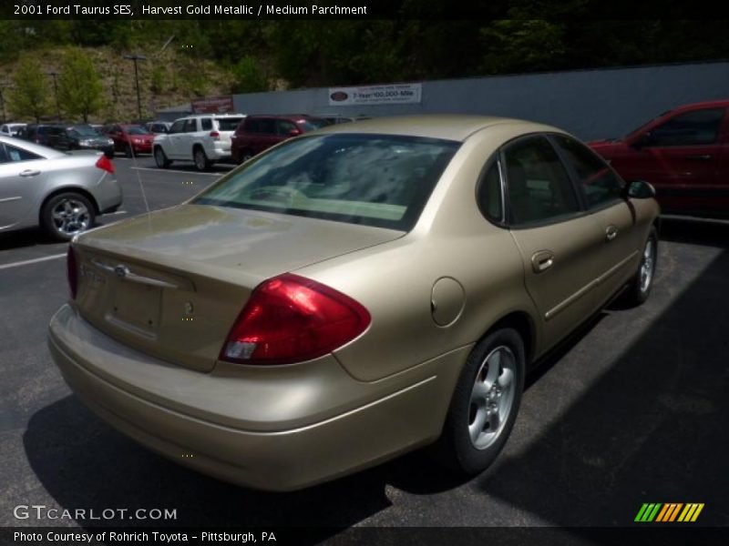 Harvest Gold Metallic / Medium Parchment 2001 Ford Taurus SES