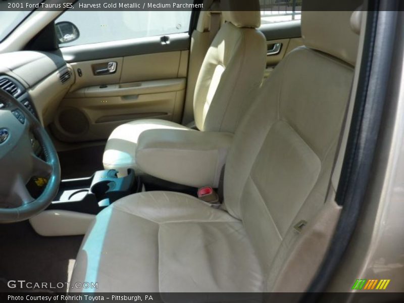 Harvest Gold Metallic / Medium Parchment 2001 Ford Taurus SES