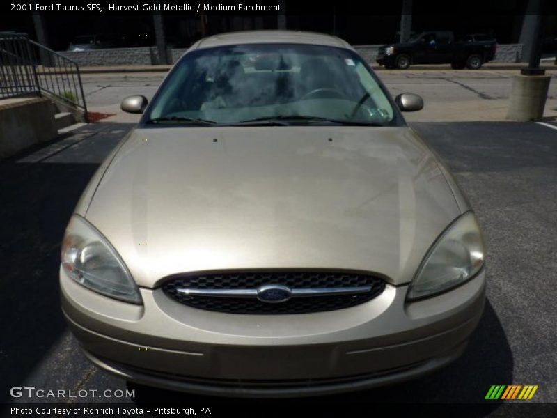 Harvest Gold Metallic / Medium Parchment 2001 Ford Taurus SES