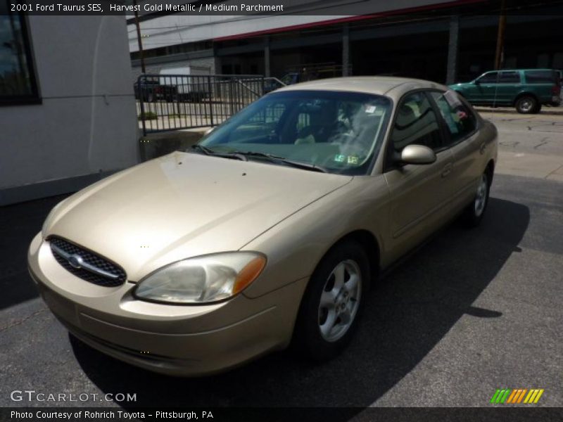 Harvest Gold Metallic / Medium Parchment 2001 Ford Taurus SES