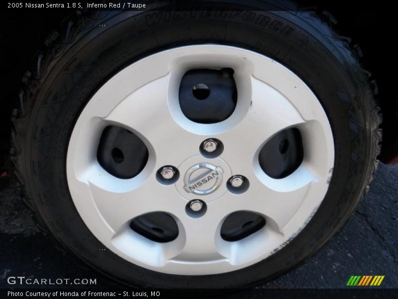 Inferno Red / Taupe 2005 Nissan Sentra 1.8 S