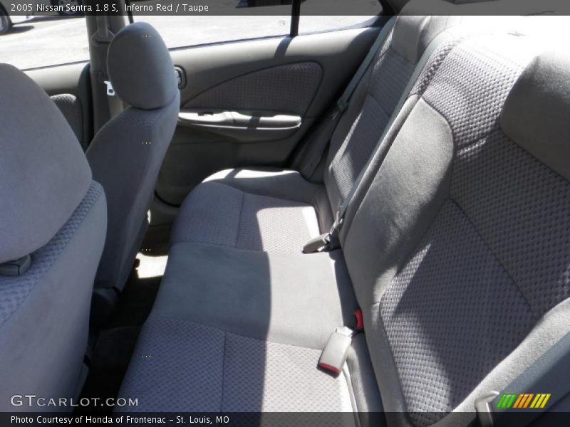 Inferno Red / Taupe 2005 Nissan Sentra 1.8 S