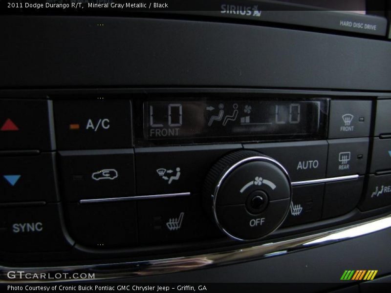 Controls of 2011 Durango R/T