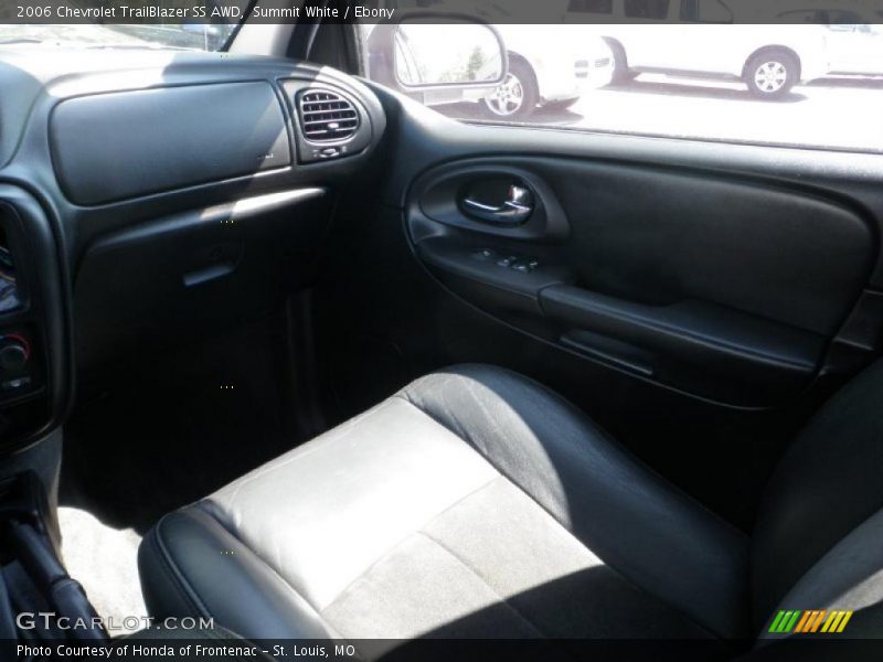 Summit White / Ebony 2006 Chevrolet TrailBlazer SS AWD