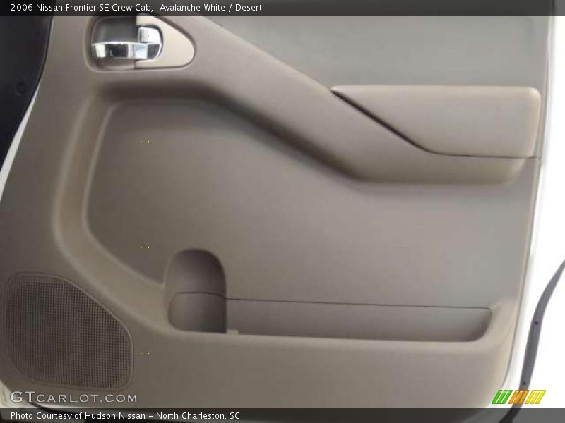 Avalanche White / Desert 2006 Nissan Frontier SE Crew Cab