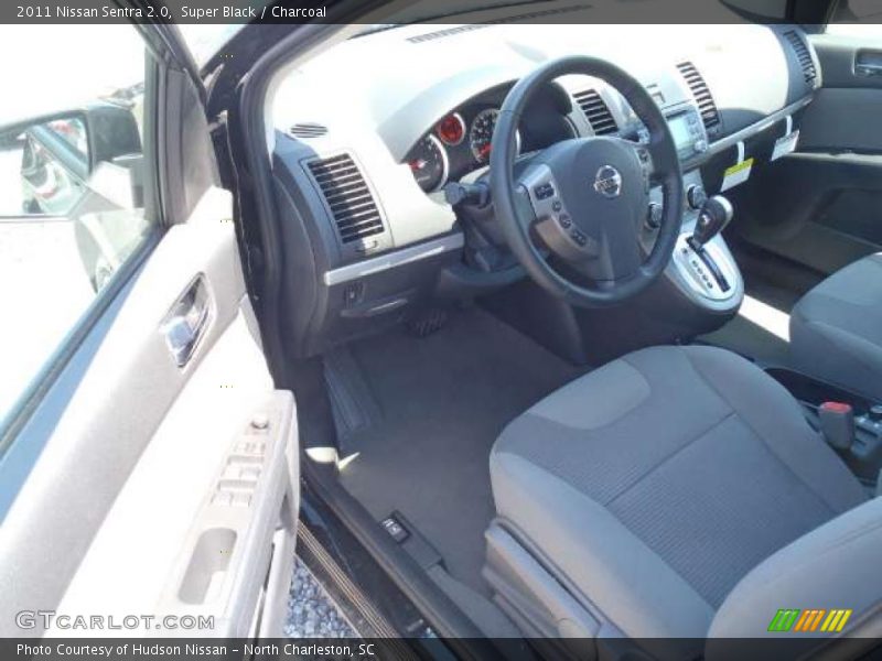 Super Black / Charcoal 2011 Nissan Sentra 2.0