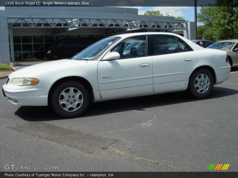 Bright White / Adriatic Blue 1998 Buick Regal LS