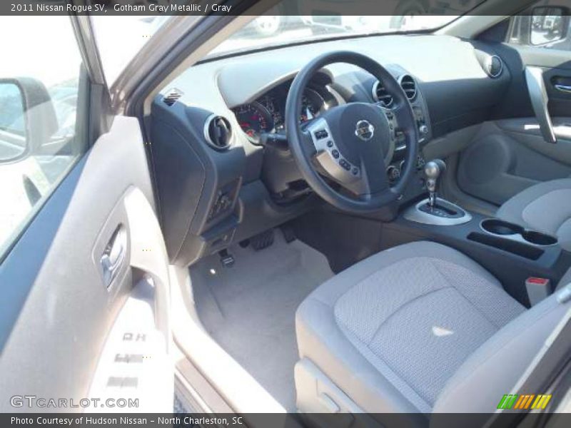 Gotham Gray Metallic / Gray 2011 Nissan Rogue SV