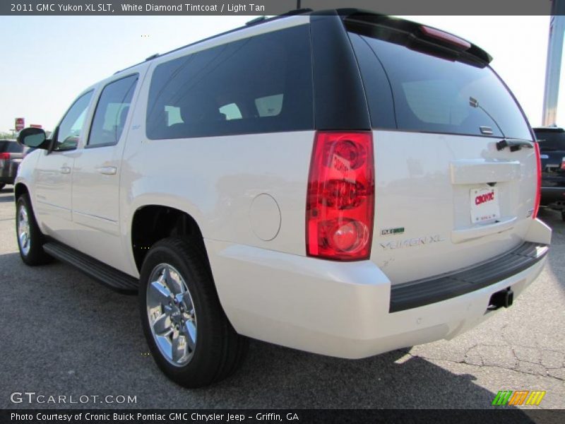 White Diamond Tintcoat / Light Tan 2011 GMC Yukon XL SLT