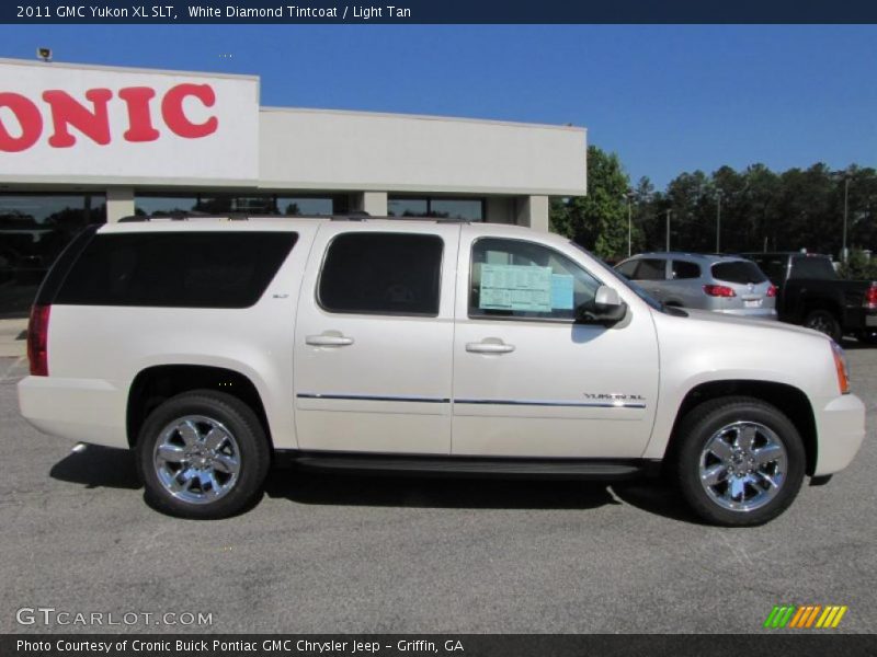 White Diamond Tintcoat / Light Tan 2011 GMC Yukon XL SLT
