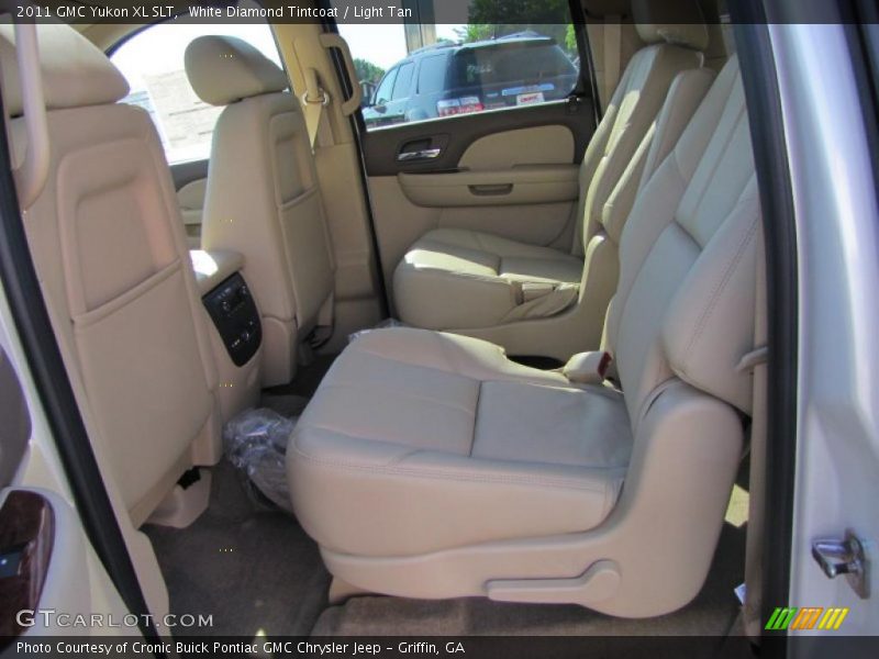 White Diamond Tintcoat / Light Tan 2011 GMC Yukon XL SLT