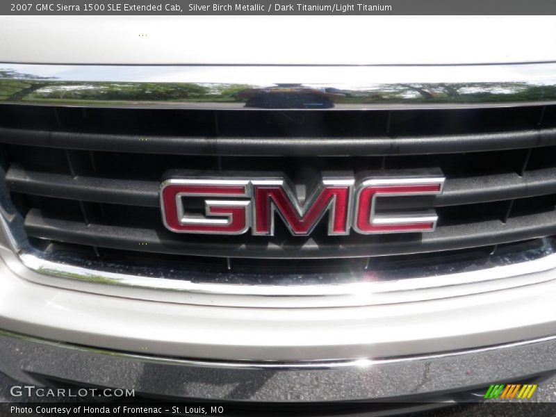 Silver Birch Metallic / Dark Titanium/Light Titanium 2007 GMC Sierra 1500 SLE Extended Cab
