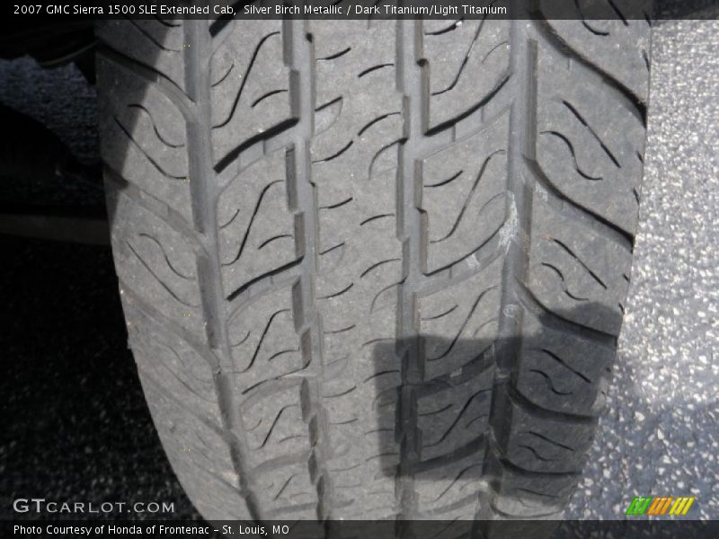 Silver Birch Metallic / Dark Titanium/Light Titanium 2007 GMC Sierra 1500 SLE Extended Cab