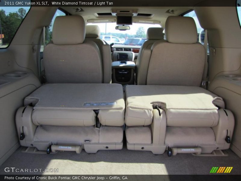 White Diamond Tintcoat / Light Tan 2011 GMC Yukon XL SLT
