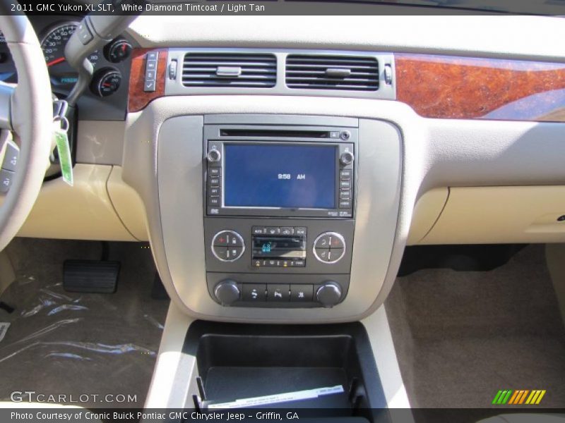 White Diamond Tintcoat / Light Tan 2011 GMC Yukon XL SLT