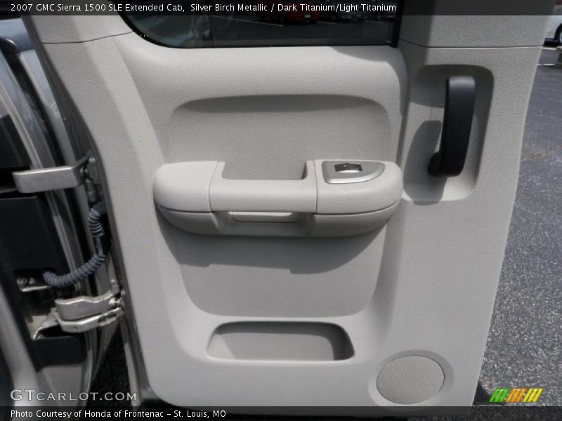 Silver Birch Metallic / Dark Titanium/Light Titanium 2007 GMC Sierra 1500 SLE Extended Cab