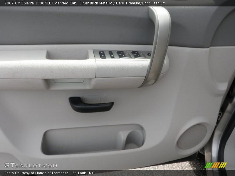 Silver Birch Metallic / Dark Titanium/Light Titanium 2007 GMC Sierra 1500 SLE Extended Cab