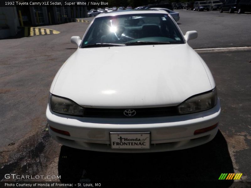 Super White / Navy Blue 1992 Toyota Camry XLE Sedan