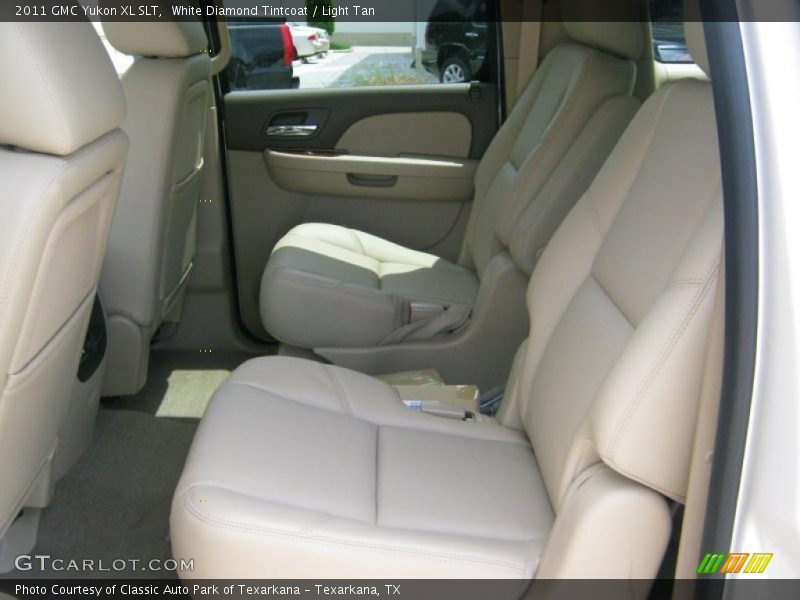 White Diamond Tintcoat / Light Tan 2011 GMC Yukon XL SLT