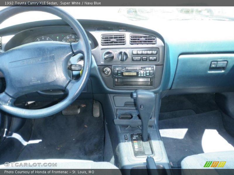 Super White / Navy Blue 1992 Toyota Camry XLE Sedan