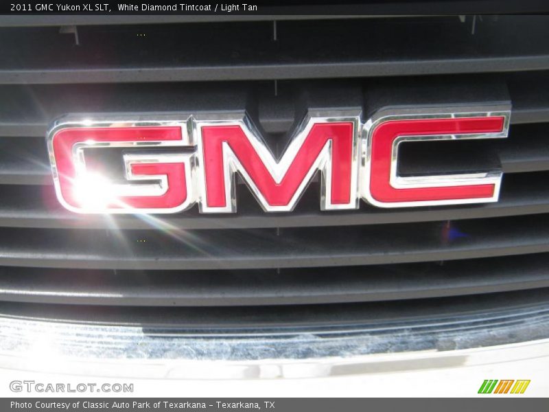 White Diamond Tintcoat / Light Tan 2011 GMC Yukon XL SLT
