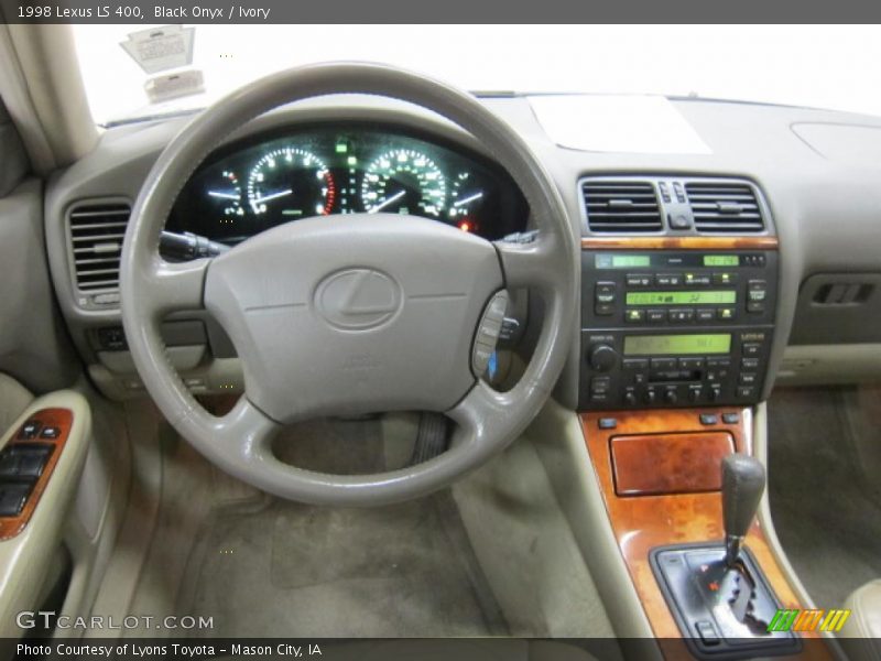 Black Onyx / Ivory 1998 Lexus LS 400