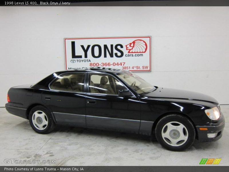 Black Onyx / Ivory 1998 Lexus LS 400